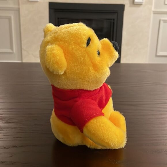Disney’s Winnie the Pooh Small Stuffed Animal Excellent Condition with Velcro - Picture 3 of 6